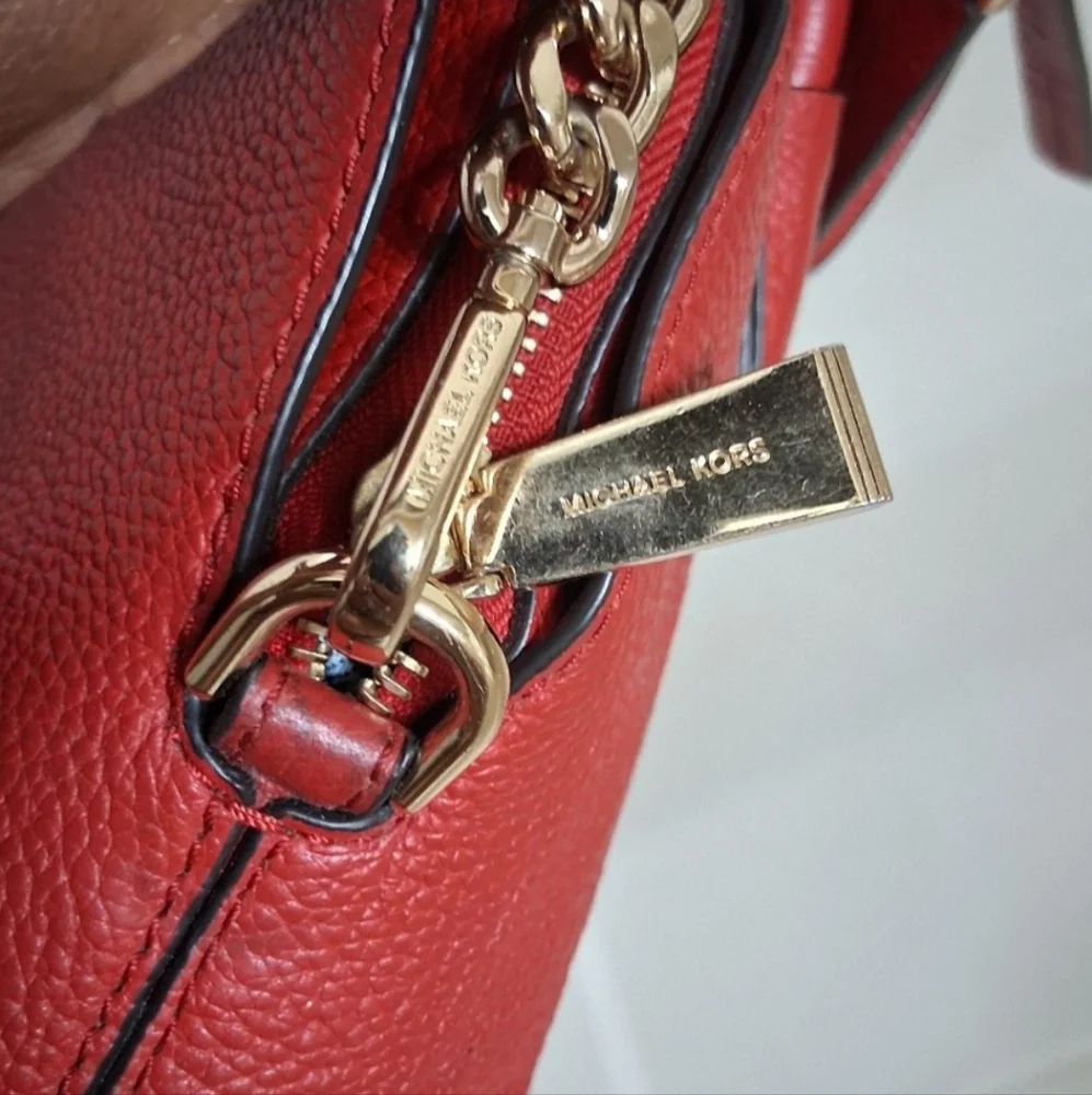 Michael Kors retail $400